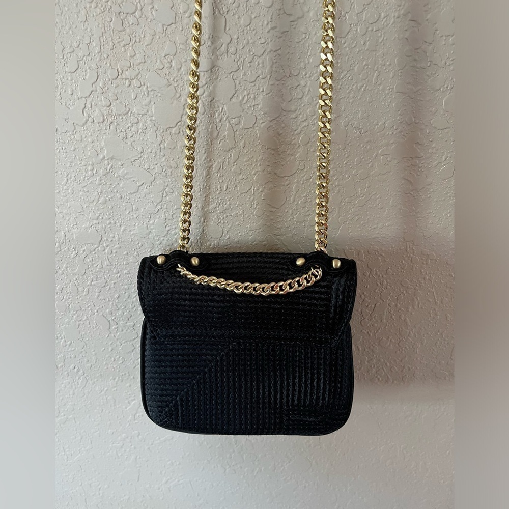 Talbots Black Purse w/Pink Interior-Width 5.75”-Depth 4.5”- Chain 23 1/2” NEW - Picture 2 of 8